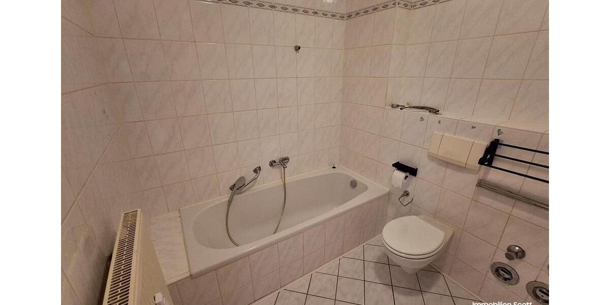 Etagenwohnung Plauen Bahnhofsvorstadt - 2 Zimmer, 57 m&sup2;, 300&euro; | Angebot:23248064