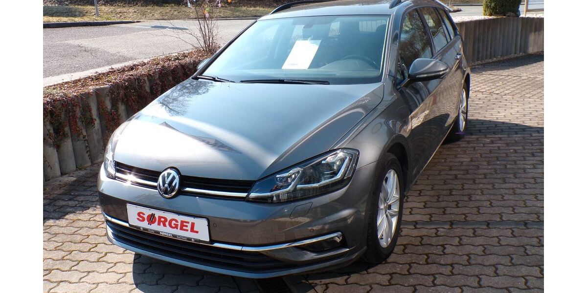 VW Golf 72.000 km 17.990 &euro; Bad Elster 08645