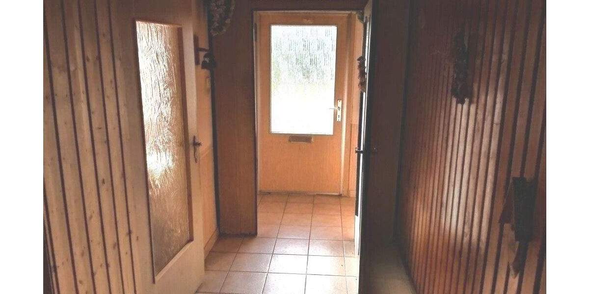 Reihenmittelhaus Oelsnitz - 4 Zimmer, 69 m&sup2;, 98.000&euro; | Angebot:25776182