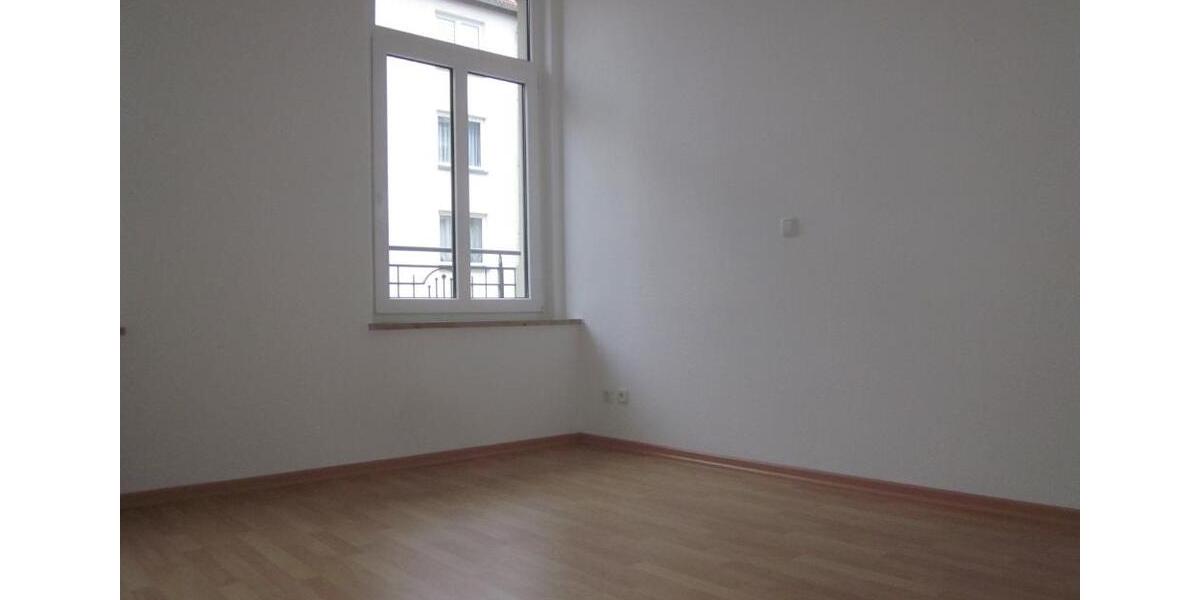 Etagenwohnung Plauen - 2 Zimmer, 60 m&sup2;, 360&euro; | Angebot:25143003