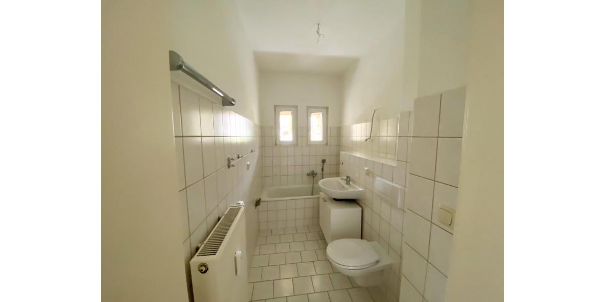 Etagenwohnung Plauen Alt Chrieschwitz - 3 Zimmer, 73 m&sup2;, 400&euro; | Angebot:25991280