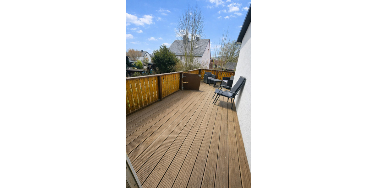 Einfamilienhaus Döhlau - 6 Zimmer, 195 m&sup2;, 270.000&euro; | Angebot:26085271