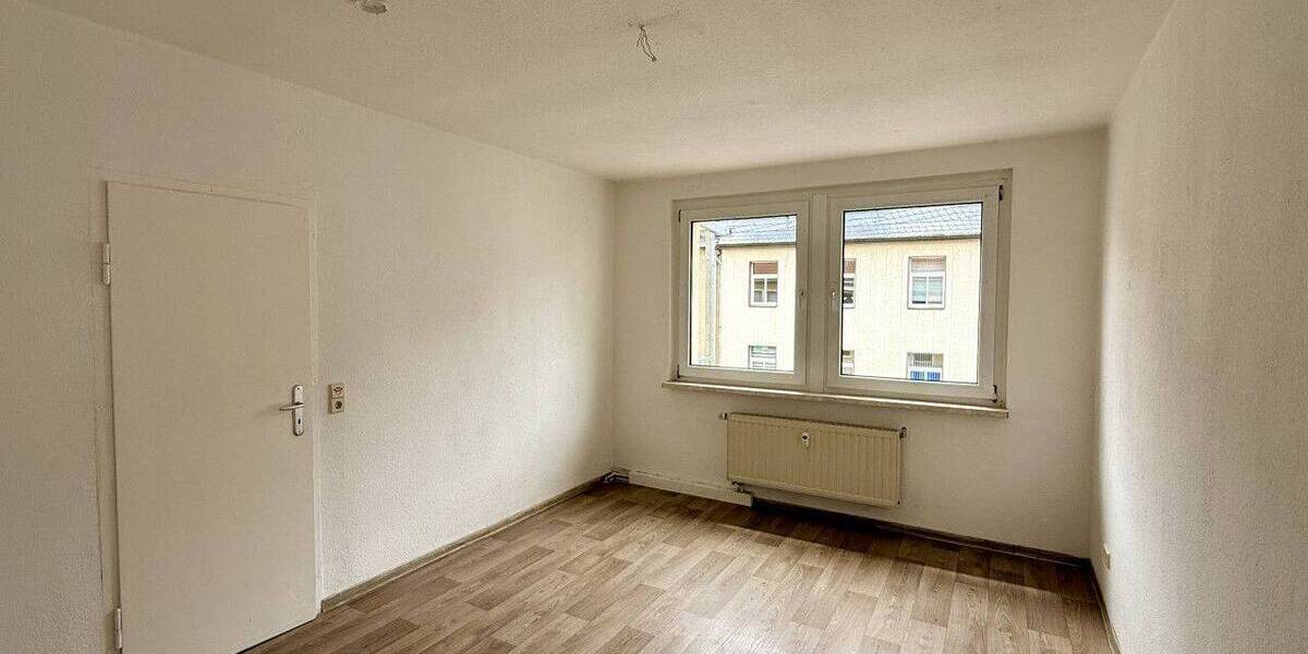 Etagenwohnung Plauen Haselbrunn - 2 Zimmer, 46 m&sup2;, 229&euro; | Angebot:26869403