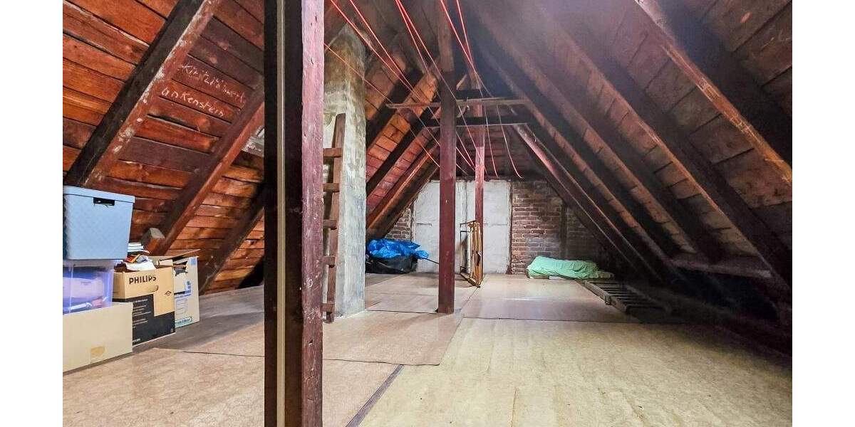 Einfamilienhaus Rosenthal am Rennsteig - 8 Zimmer, 192 m&sup2;, 189.900&euro; | Angebot:25742914