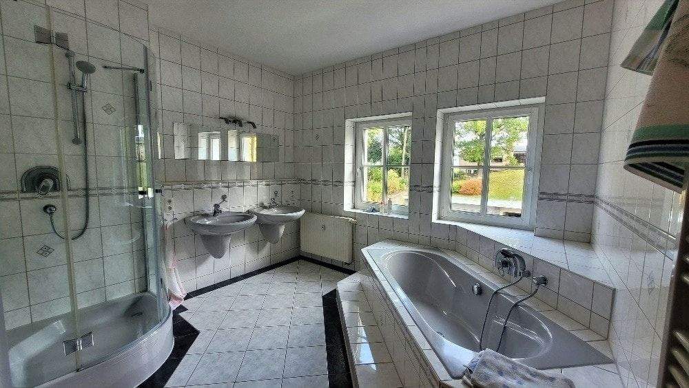 Einfamilienhaus Plauen Westend - 1 Zimmer, 316 m&sup2;, 549.000&euro; | Angebot:25686143