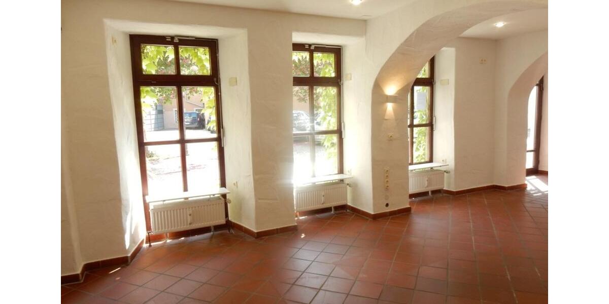 Gewerbeobjekt Hof Neuhof - 1.600&euro; | Angebot:23112433
