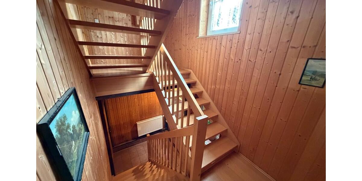 Einfamilienhaus Bad Lobenstein - 7 Zimmer, 130 m&sup2;, 259.000&euro; | Angebot:26905361