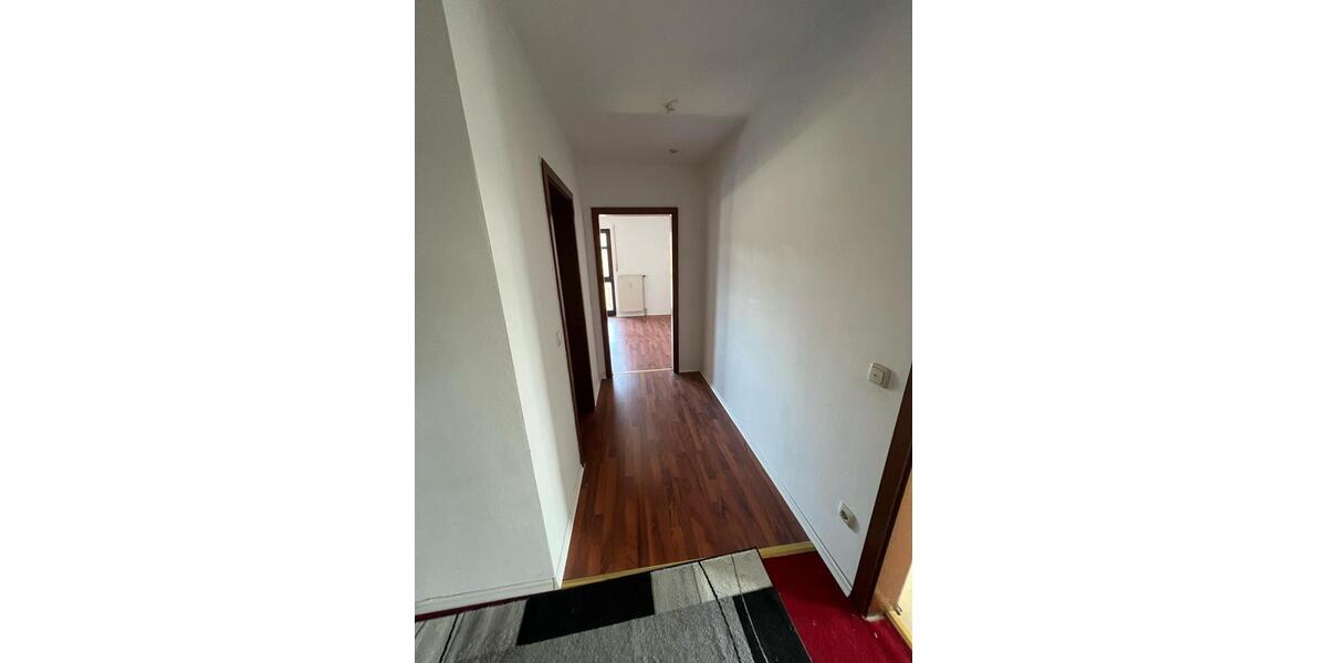 Dachgeschoßwohnung Naila - 1 Zimmer, 58 m&sup2;, 375&euro; | Angebot:24474413