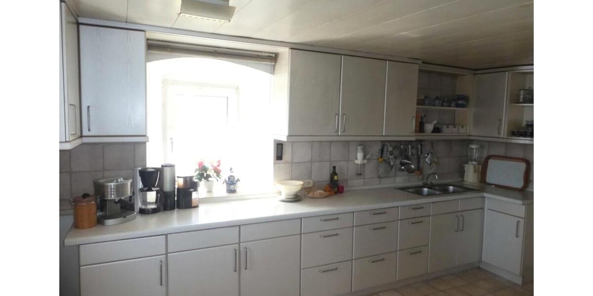 Einfamilienhaus Sparneck - 10 Zimmer, 190 m&sup2;, 259.000&euro; | Angebot:27034634