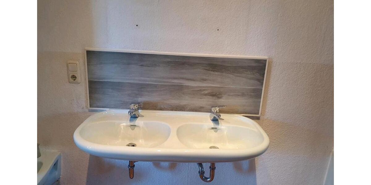 Etagenwohnung Rosenthal am Rennsteig - 4 Zimmer, 109 m&sup2;, 530&euro; | Angebot:26636670