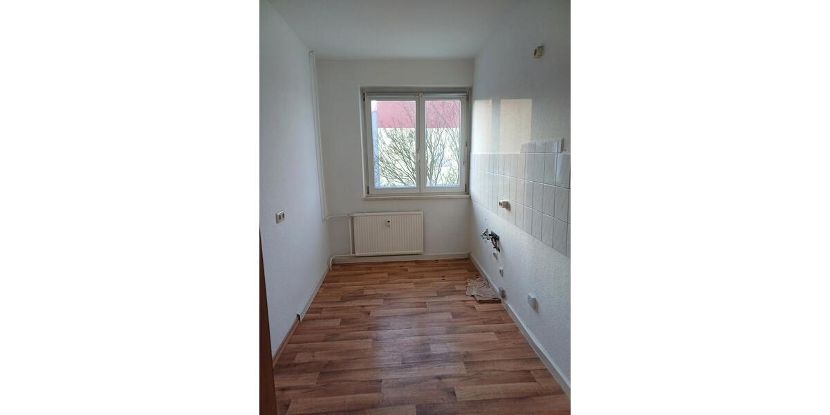 Etagenwohnung Bad Lobenstein - 3 Zimmer, 59 m&sup2;, 352&euro; | Angebot:26286219