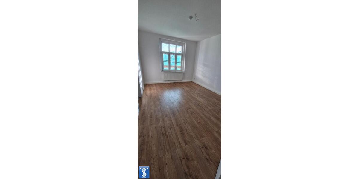 Etagenwohnung Plauen Alt Chrieschwitz - 4 Zimmer, 100 m&sup2;, 580&euro; | Angebot:25569428