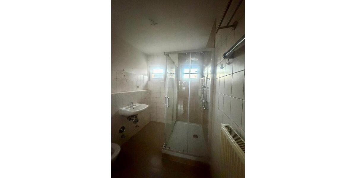 Etagenwohnung Plauen Alt Chrieschwitz - 3 Zimmer, 64 m&sup2;, 320&euro; | Angebot:23990146