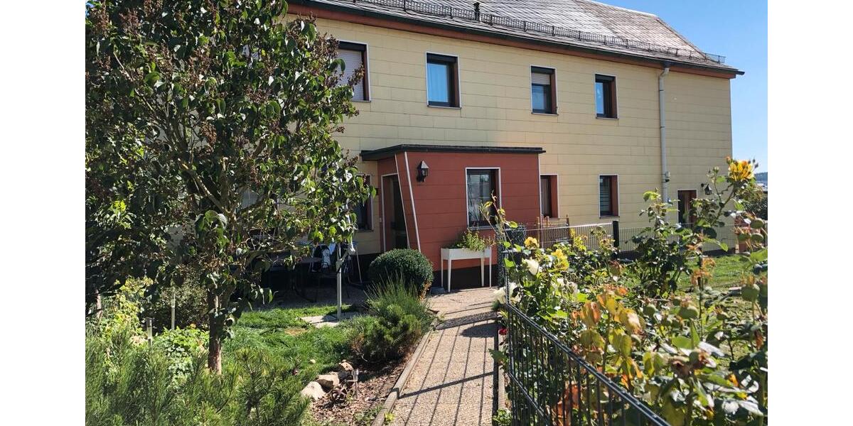 Einfamilienhaus Röslau - 7 Zimmer, 130 m&sup2;, 150.000&euro; | Angebot:26063753