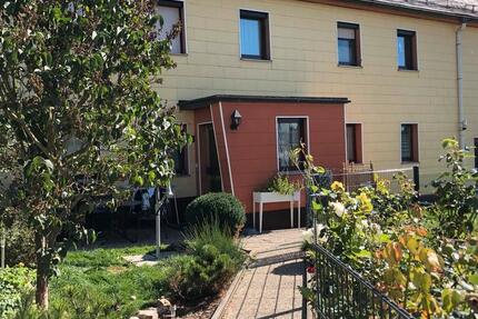 Haus Röslau - 7 Zimmer, 130 m&sup2;, 150.000&euro; | Angebot:26063753