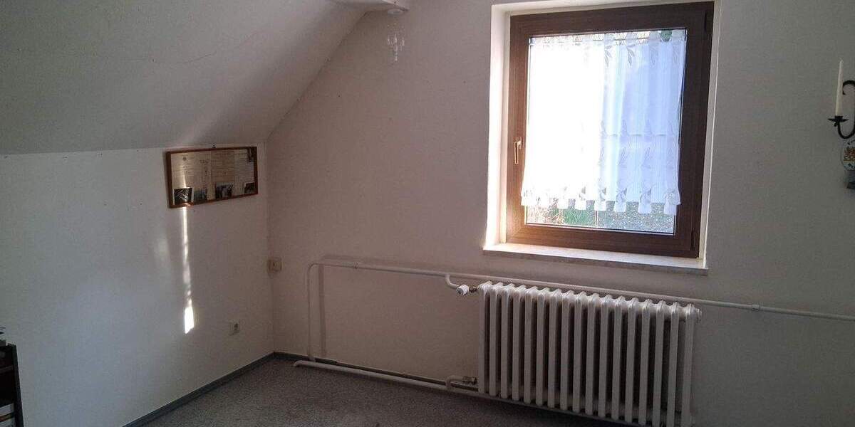Einfamilienhaus Plauen Reißig - 6 Zimmer, 131 m&sup2;, 275.000&euro; | Angebot:25820909