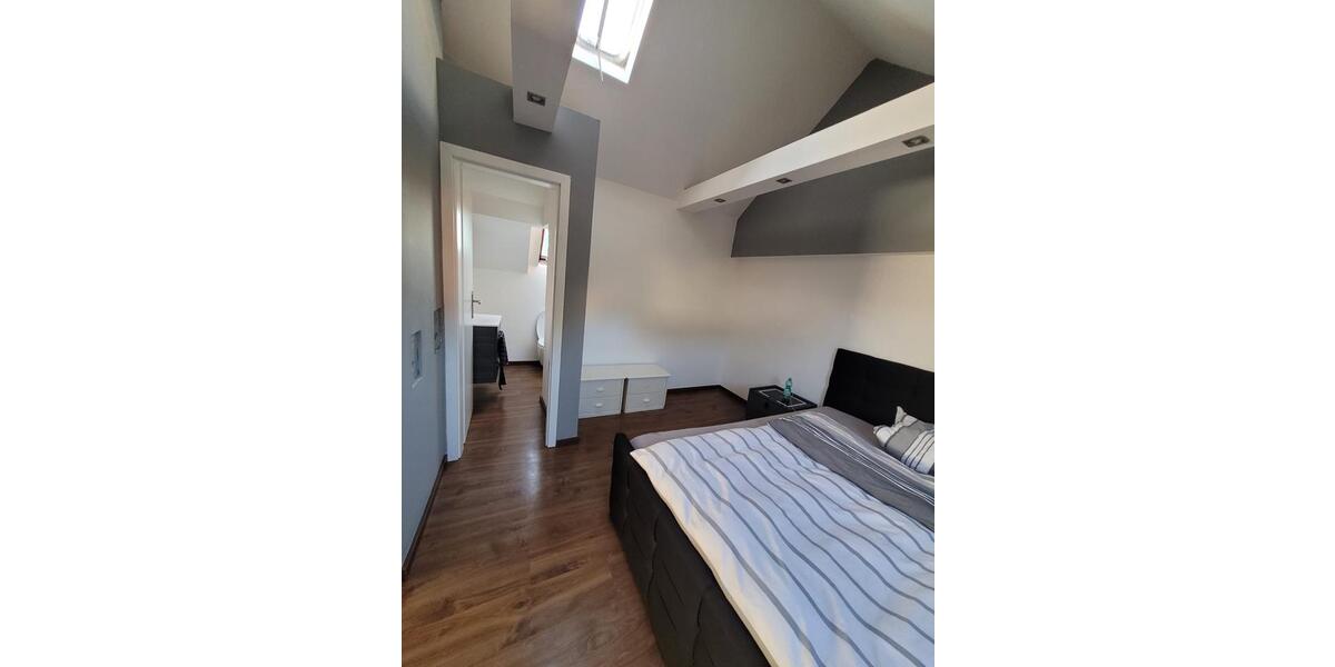 Doppelhaushälfte Selb - 4 Zimmer, 185 m&sup2;, 329.000&euro; | Angebot:26236645
