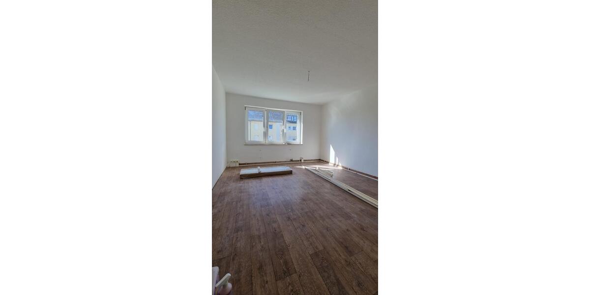 Etagenwohnung Schleiz - 2 Zimmer, 58 m&sup2;, 420&euro; | Angebot:24616026