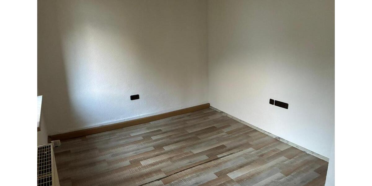 Etagenwohnung Hof Altstadt - 2 Zimmer, 77 m&sup2;, 980&euro; | Angebot:23736200