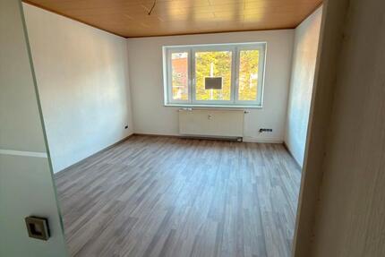 Wohnung Markneukirchen - 3 Zimmer, 57 m&sup2;, 290&euro; | Angebot:25999926