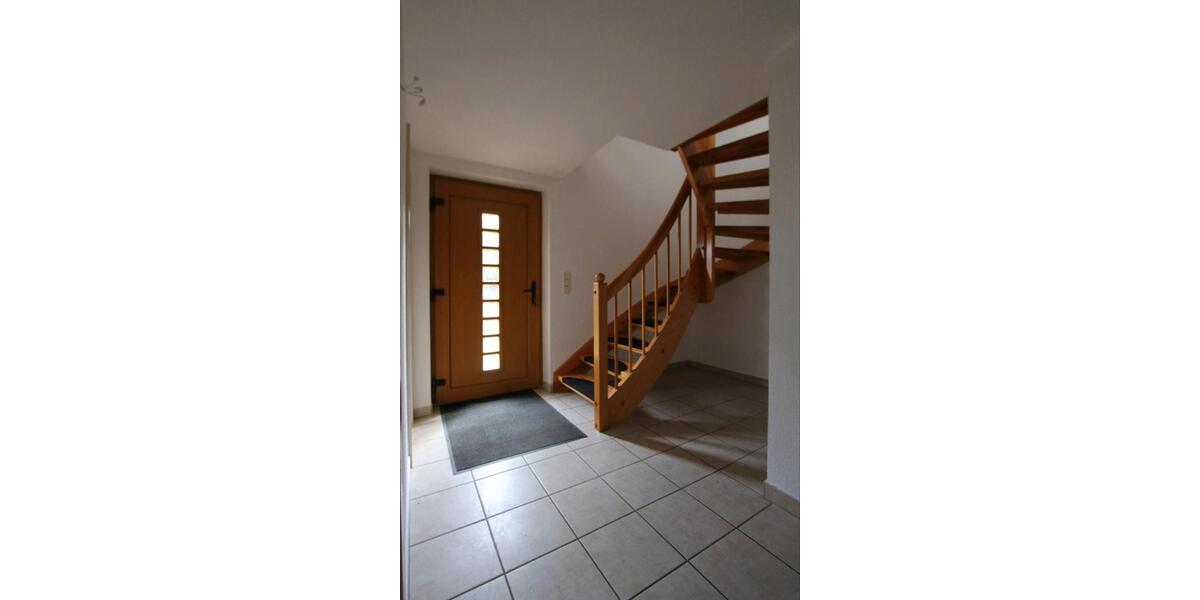 Einfamilienhaus Plauen Haselbrunn - 9 Zimmer, 180 m&sup2;, 379.000&euro; | Angebot:25648694