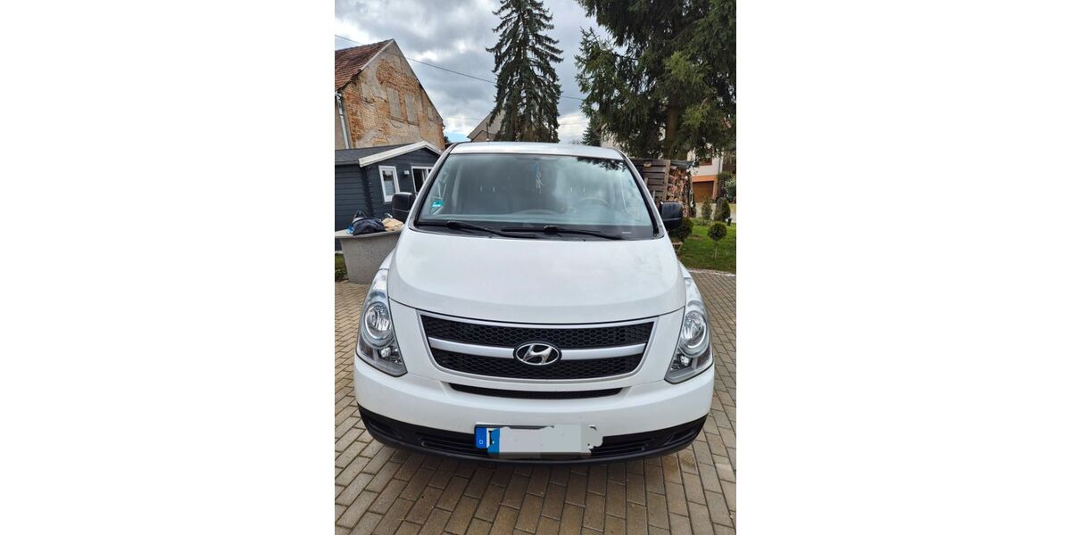 Hyundai H-1 Starex 247.000 km 9.300 &euro; Plauen 08527