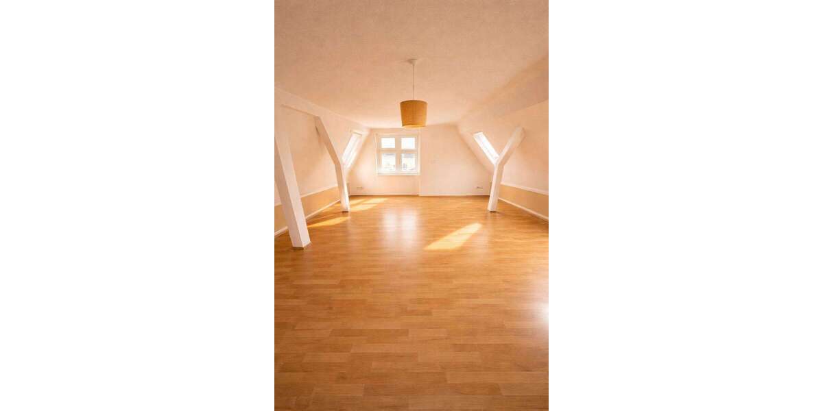 Etagenwohnung Plauen Neundorfer Vorstadt - 3 Zimmer, 88 m&sup2;, 572&euro; | Angebot:26089290