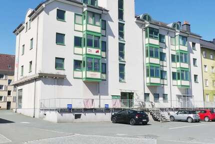 Haus Hof Christiansreuth - 28 Zimmer, 2.675 m&sup2;, 1.900.000&euro; | Angebot:26270899