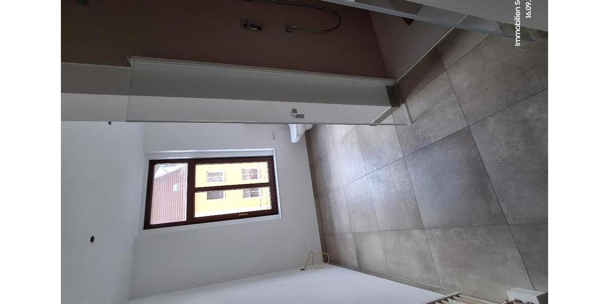 Etagenwohnung Plauen Bahnhofsvorstadt - 3 Zimmer, 92 m&sup2;, 922&euro; | Angebot:22653714