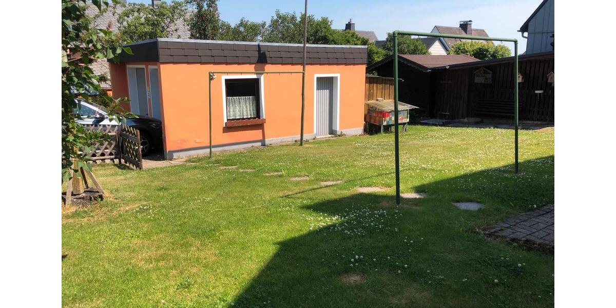 Einfamilienhaus Helmbrechts - 5 Zimmer, 130 m&sup2;, 245.000&euro; | Angebot:27023821