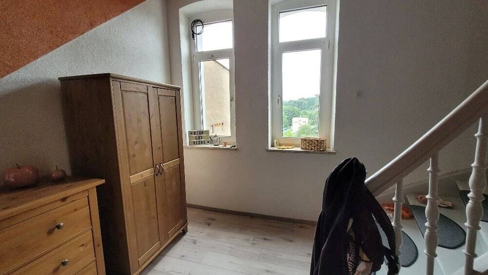 Reihenmittelhaus Oelsnitz - 5 Zimmer, 120 m&sup2;, 125.000&euro; | Angebot:25776170