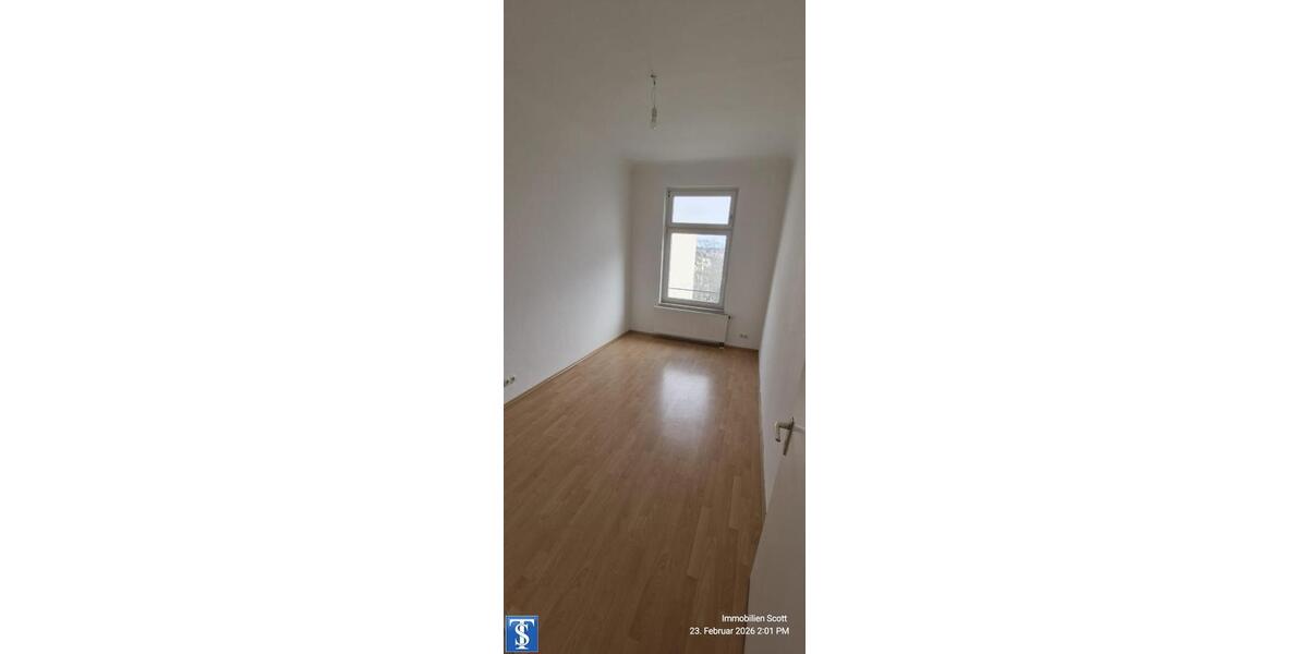 Etagenwohnung Plauen - 3 Zimmer, 70 m&sup2;, 340&euro; | Angebot:25349234