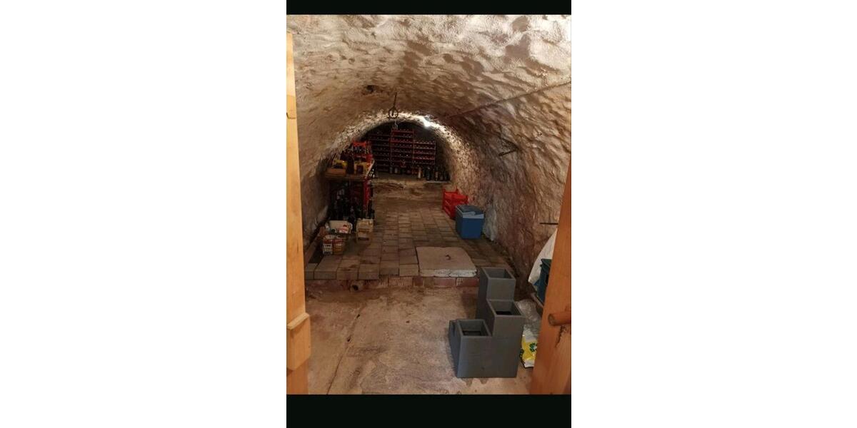 Einfamilienhaus Röslau - 8 Zimmer, 180 m&sup2;, 112.000&euro; | Angebot:23501563