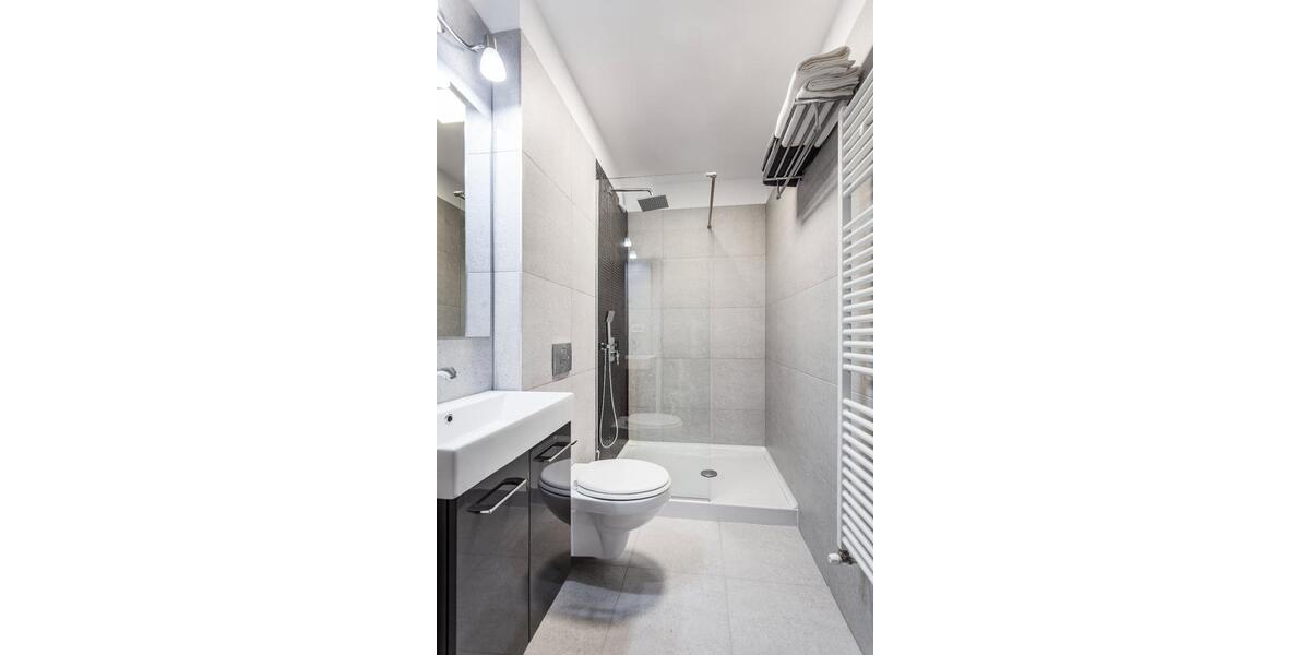 Etagenwohnung Plauen Bahnhofsvorstadt - 3 Zimmer, 97 m&sup2;, 900&euro; | Angebot:25300262