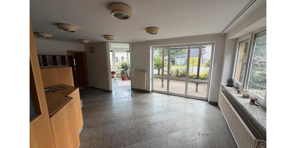 Einfamilienhaus Bad Lobenstein - 7 Zimmer, 130 m&sup2;, 259.000&euro; | Angebot:26905361