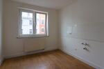Etagenwohnung Plauen - 2 Zimmer, 50 m&sup2;, 300&euro; | Angebot:25853171