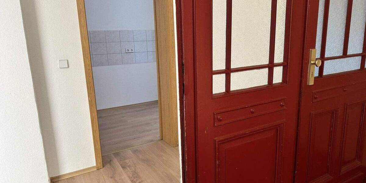 Etagenwohnung Oelsnitz/V. Oelsnitz - 3 Zimmer, 62 m&sup2;, 45.000&euro; | Angebot:25821697