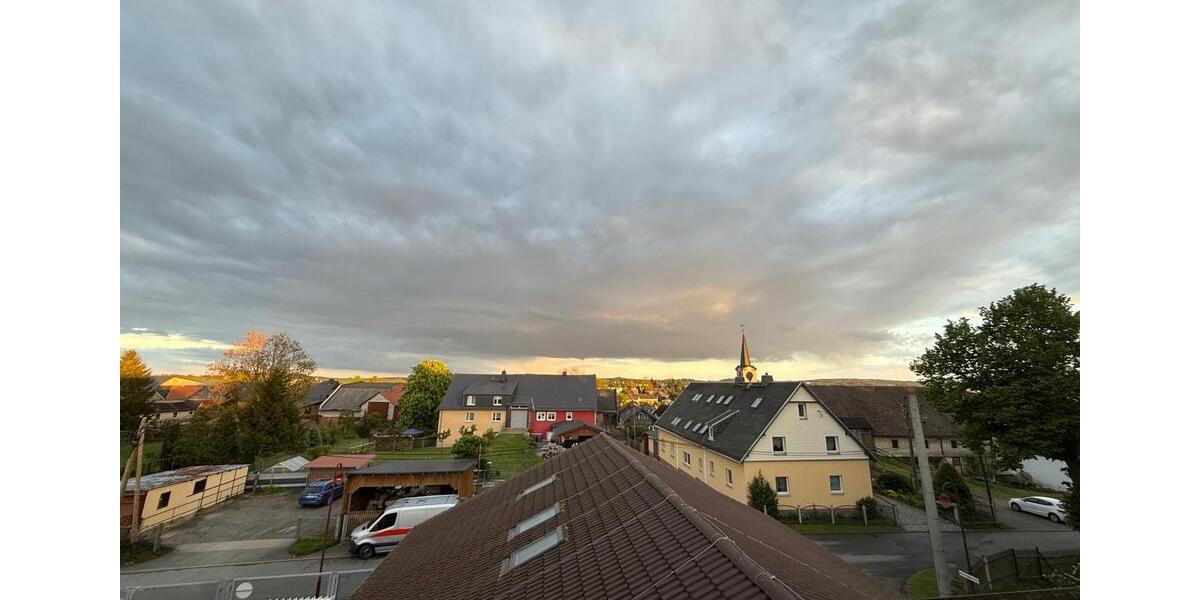 Dachgeschoßwohnung Schleiz - 3 Zimmer, 95 m&sup2;, 700&euro; | Angebot:26539582
