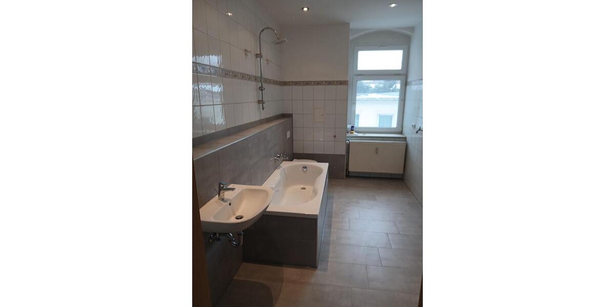 Etagenwohnung Plauen Bahnhofsvorstadt - 4 Zimmer, 103 m&sup2;, 88.500&euro; | Angebot:25058296