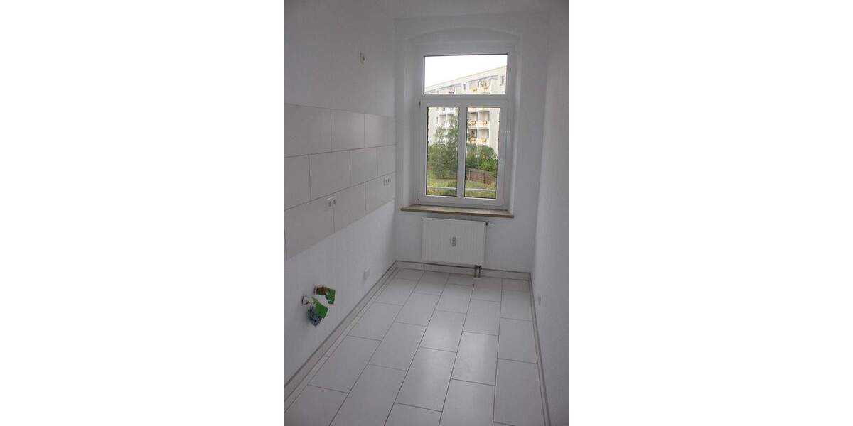 Etagenwohnung Plauen Westend - 7 Zimmer, 179 m&sup2;, 235.000&euro; | Angebot:25910395