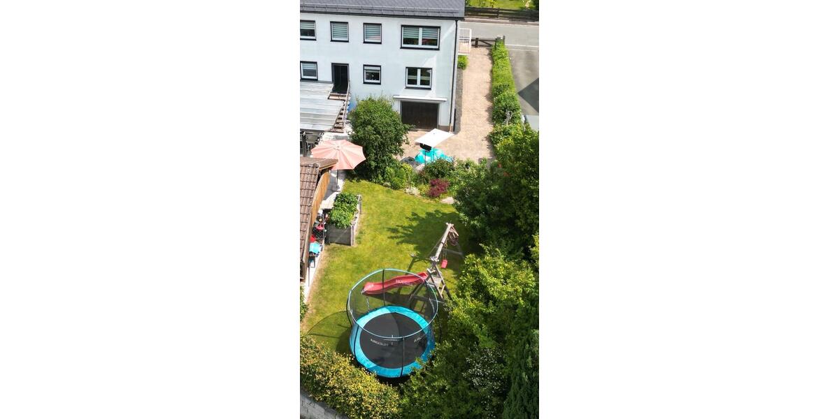 Doppelhaushälfte Helmbrechts - 8.5 Zimmer, 170 m&sup2;, 298.000&euro; | Angebot:26962060