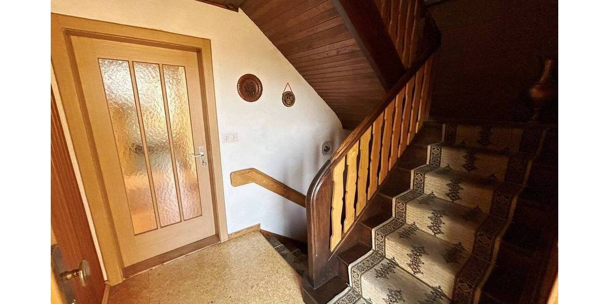 Mehrfamilienhaus, Wohnhaus Rehau - 7 Zimmer, 138 m&sup2;, 159.000&euro; | Angebot:25982941