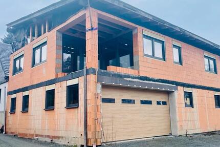 Haus Bad Lobenstein - 4 Zimmer, 240 m&sup2;, 169.000&euro; | Angebot:25838085