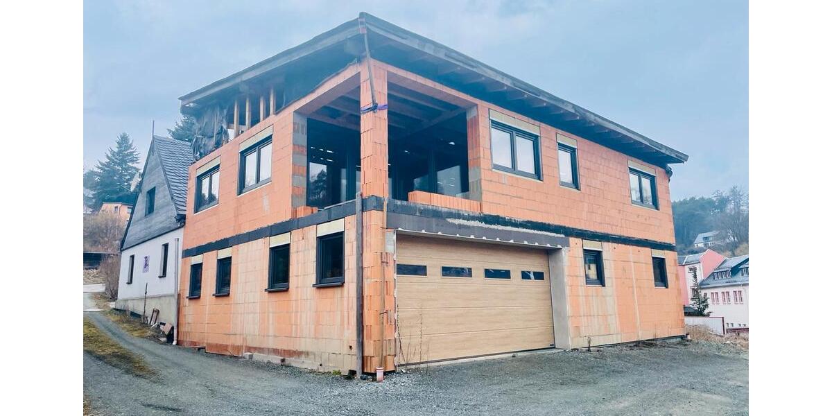 Mehrfamilienhaus, Wohnhaus Bad Lobenstein - 4 Zimmer, 240 m&sup2;, 169.000&euro; | Angebot:25838085