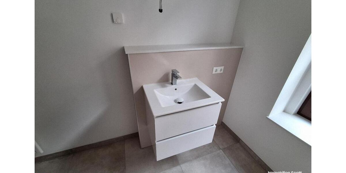 Etagenwohnung Plauen Bahnhofsvorstadt - 3 Zimmer, 84 m&sup2;, 715&euro; | Angebot:22653716