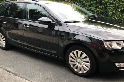 Skoda Octavia 85.000 km 10.800 &euro; Hof 95030
