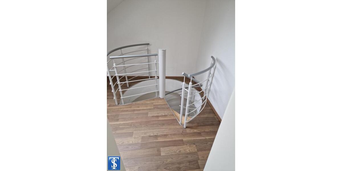 Etagenwohnung Plauen Bahnhofsvorstadt - 2 Zimmer, 80 m&sup2;, 320&euro; | Angebot:15417585