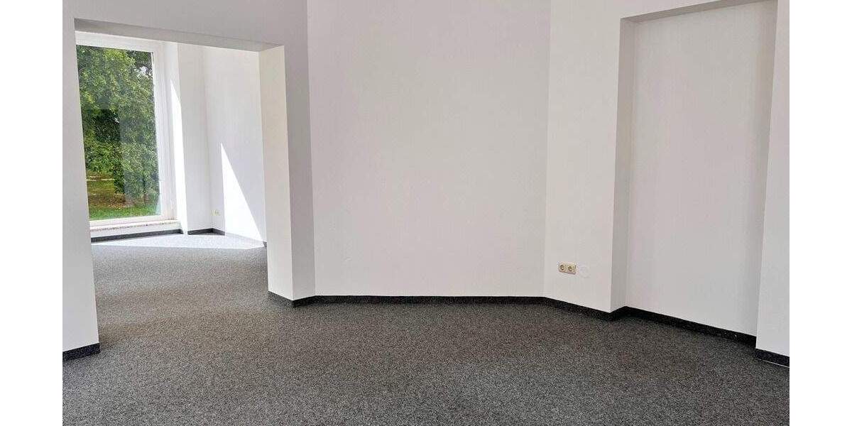 Gewerbeobjekt Plauen Haselbrunn - 2 Zimmer, 55 m&sup2;, 275&euro; | Angebot:25776819