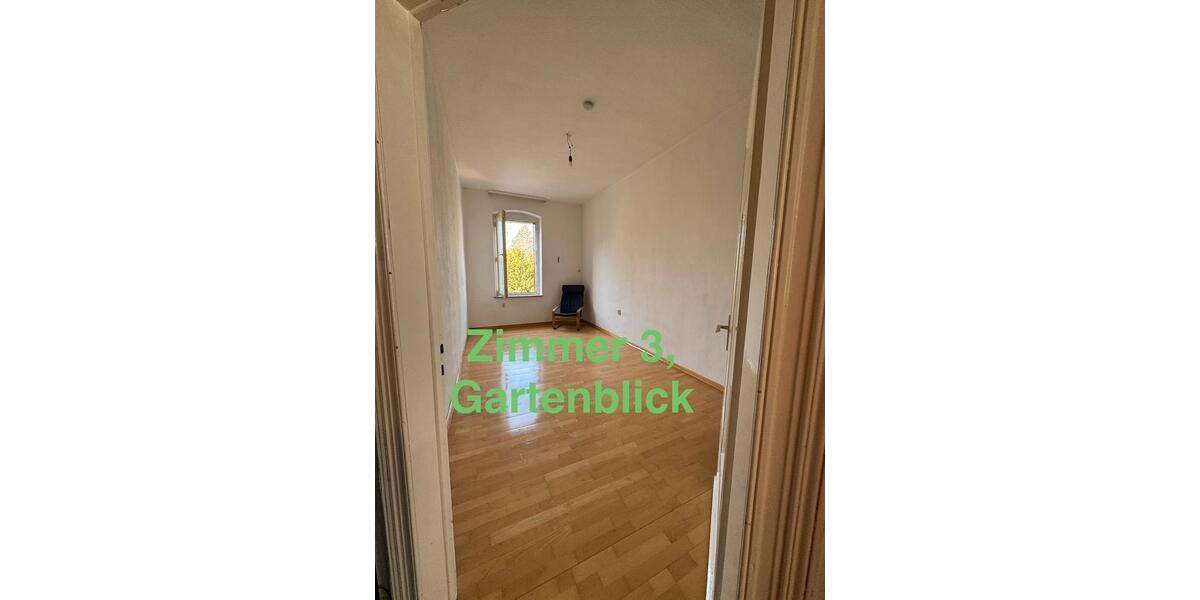 Etagenwohnung Hof Altstadt - 4 Zimmer, 110 m&sup2;, 330&euro; | Angebot:25964485