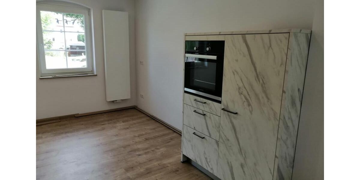 Einfamilienhaus Berg - 6 Zimmer, 140 m&sup2;, 1.100&euro; | Angebot:25523073